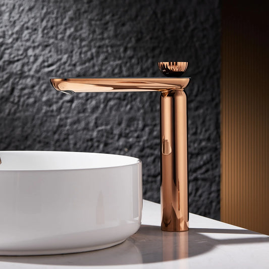 Gebürsteter Gold-Wasserhahn: Elegante Armatur für Heiß- und Kaltwasser im Badezimmer - Apoletta