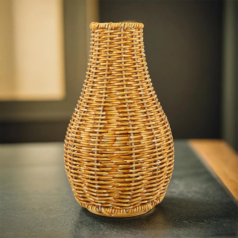 Handgewebter Rattan - Blumenkorb - ApolettaApoletta