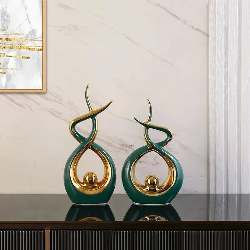 Keramikskulptur: Goldene Statue für moderne Heimdekoration - ApolettaApoletta