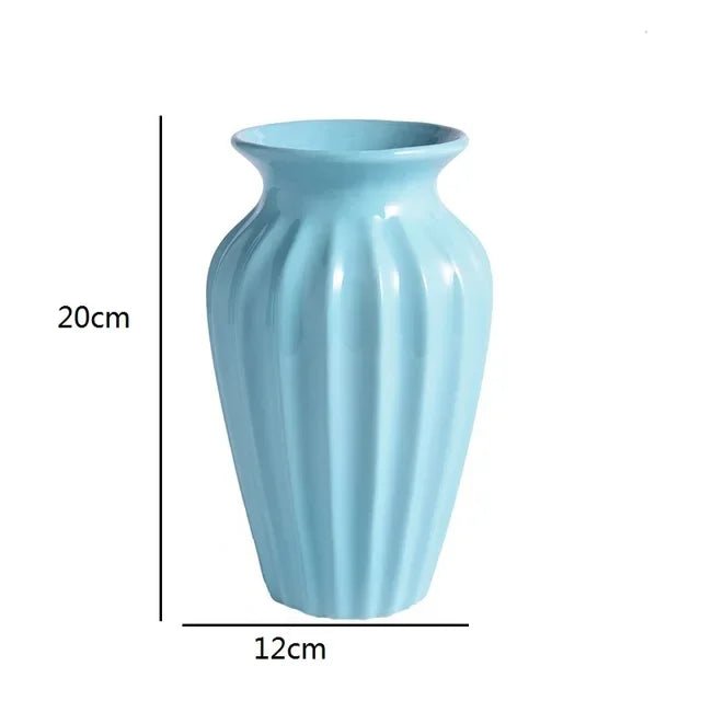 Keramik - Blumenvase: Moderne, minimalistische Vase im europäischen Stil - ApolettaApoletta