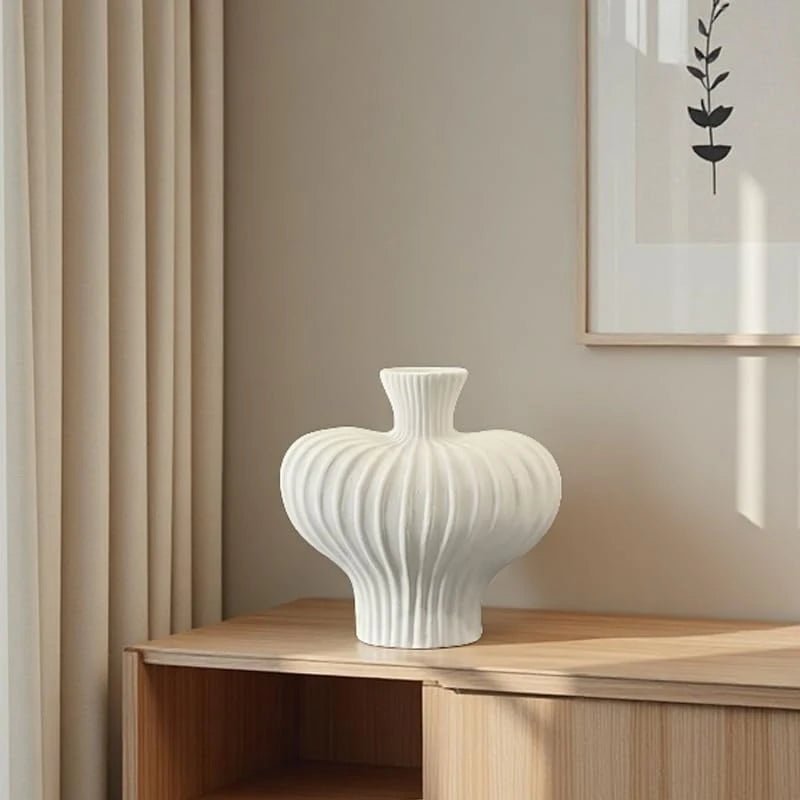 Kreative Vase mit unregelmäßiger Form - ApolettaApoletta