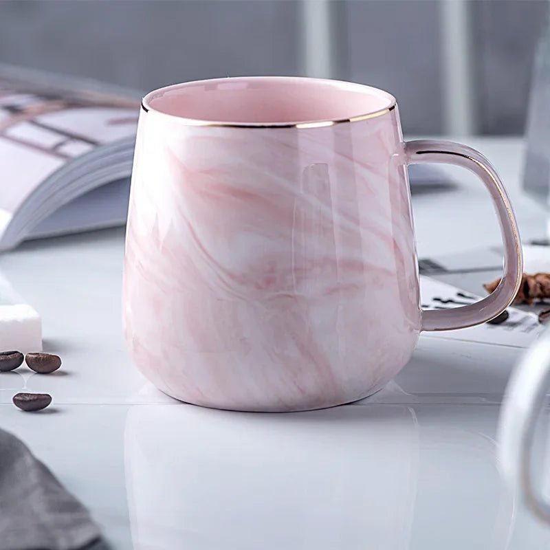 Marmorierter Keramik - Becher: Nordischer Stil mit Goldrand für Kaffee & Frühstück - ApolettaApoletta