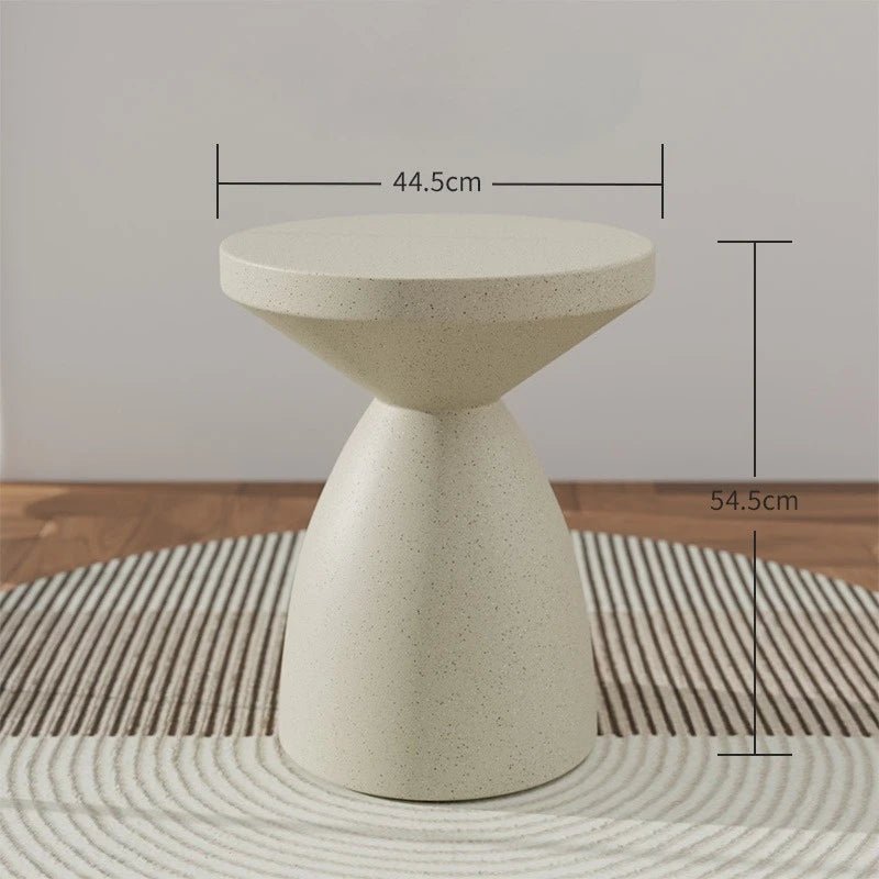 Runder Couchtisch im minimalistischen Design - ApolettaApoletta