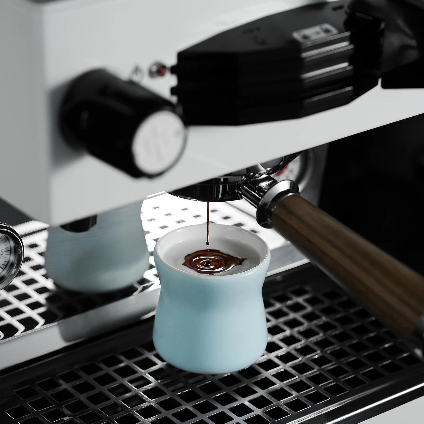 Keramiktasse der Aura - Serie: 150 ml Espressotasse für Latte & Cappuccino - ApolettaApoletta