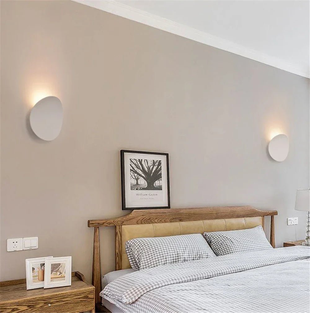 LED - Wandleuchte: Moderne Aluminium - Lampe in Schwarz, Weiß & Gold für Wohn - und Schlafzimmer - ApolettaApoletta