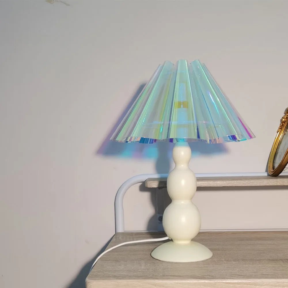 Tischlampe: Einzigartiges Design mit Blütenblatt - Schirm für Schlafzimmer und Kantine - ApolettaApoletta