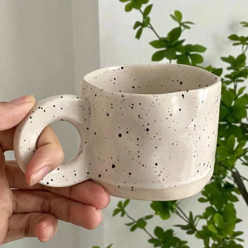 250 ml Keramik - Becher: Handgemacht mit Ringgriff für Kaffee & Heiße Schokolade - ApolettaApoletta