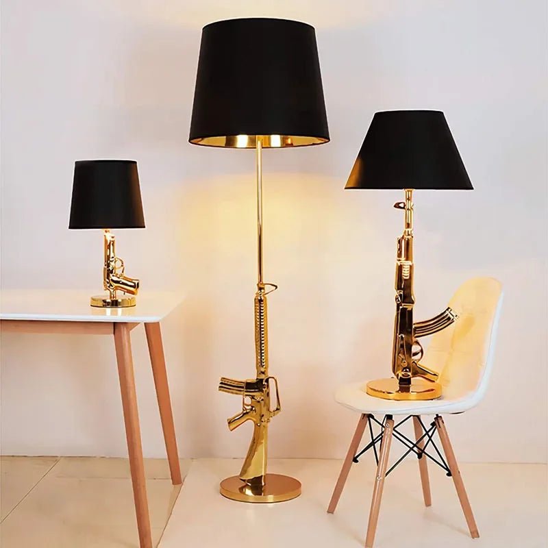 Postmoderne AK47 - Stehlampe: Kreative Designer - Eckleuchte in Gold - ApolettaApoletta
