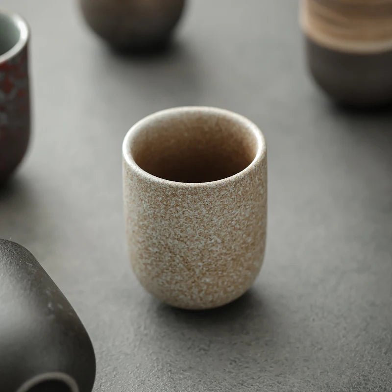 Japanische Teetasse im Vintage - Stil: 130 ml Steinzeug - Porzellan für Tee & Kaffee - ApolettaApoletta