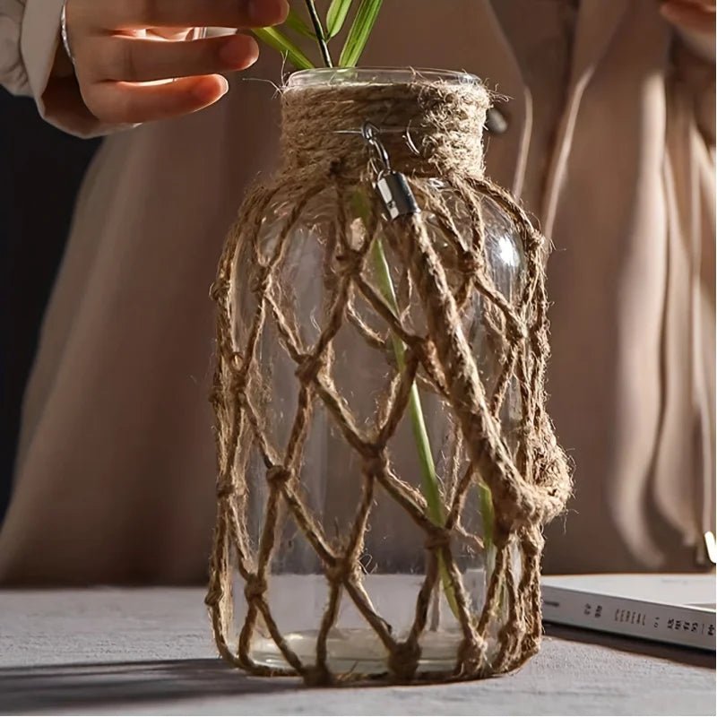 Retro - Glasvase mit Hanfseil: Handgewebte Hydrokultur - Vase im Landhausstil für Desktop - Deko - ApolettaApoletta