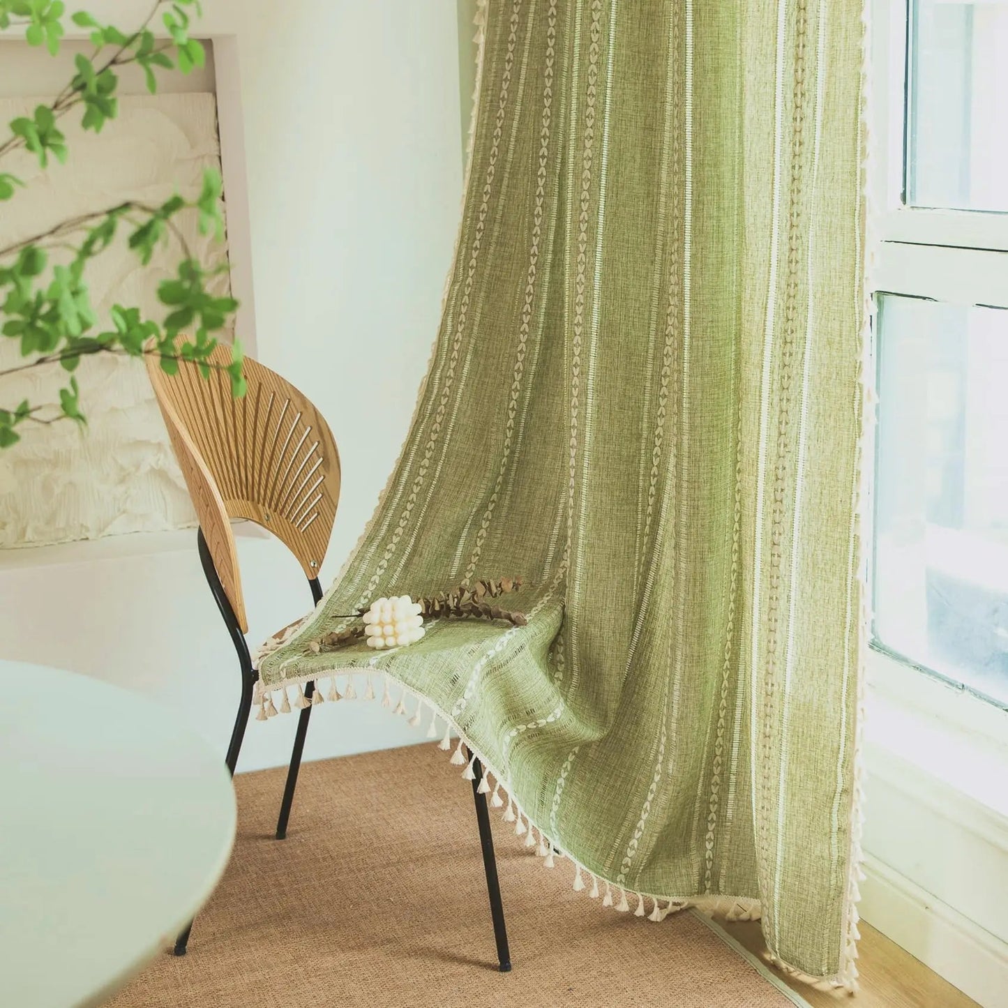 Boho - Vorhang mit Quasten: Stickerei & Vintage - Design für Schlafzimmer, Esszimmer & Küche - ApolettaApoletta