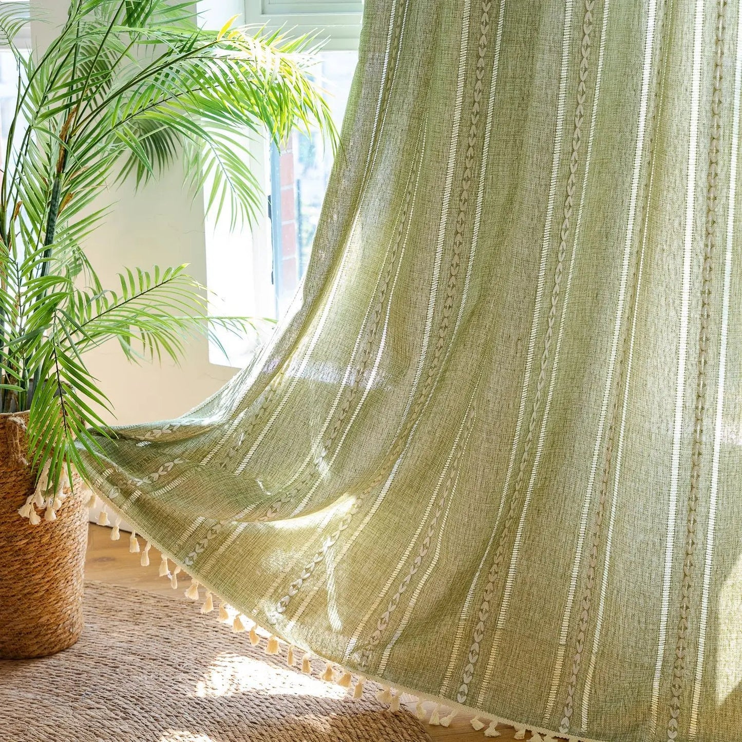 Boho - Vorhang mit Quasten: Stickerei & Vintage - Design für Schlafzimmer, Esszimmer & Küche - ApolettaApoletta