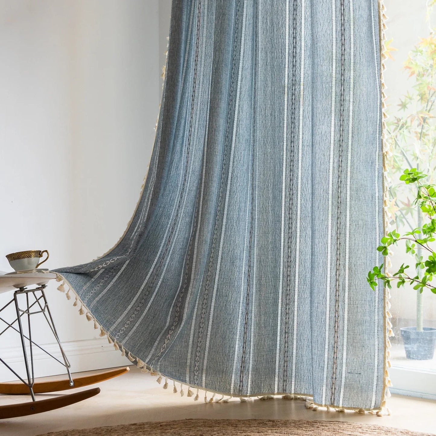 Boho - Vorhang mit Quasten: Stickerei & Vintage - Design für Schlafzimmer, Esszimmer & Küche - ApolettaApoletta