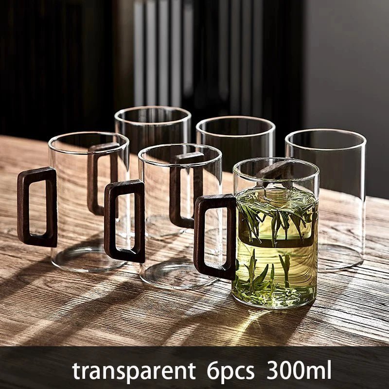 Glas - Tassen mit Walnuss - Griff: 2er - /4er - /6er - Set hitzebeständige Becher für Kaffee & Tee (300 ml) - ApolettaApoletta