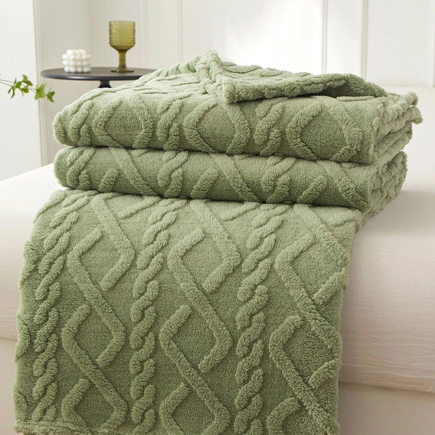 Winter Decke: Warme Sherpa - & Fleece - Decke für Zuhause und Reisen - ApolettaApoletta