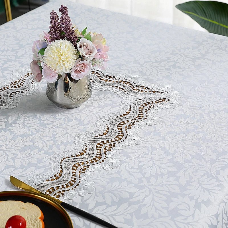 Rechteckige Tischdecke für elegante Esstische: Luxuriös bestickte weiße Tischdecke - ApolettaApoletta