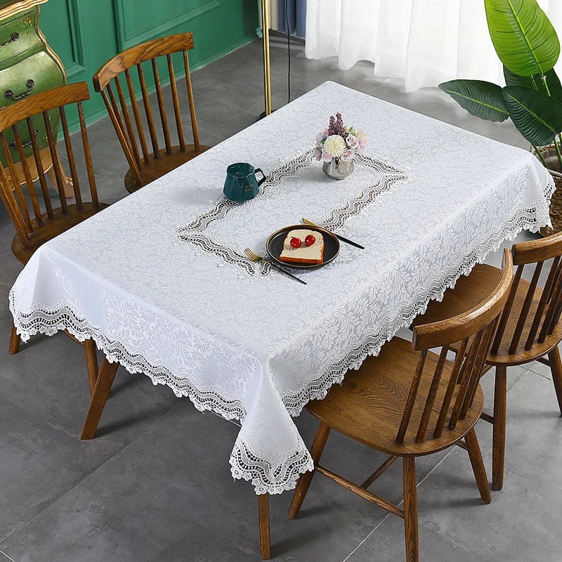 Rechteckige Tischdecke für elegante Esstische: Luxuriös bestickte weiße Tischdecke - ApolettaApoletta
