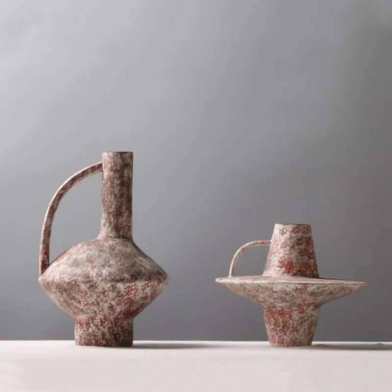 Keramikvase: Handgefertigte Blumenvase im Vintage - Stil mit Griff - ApolettaApoletta