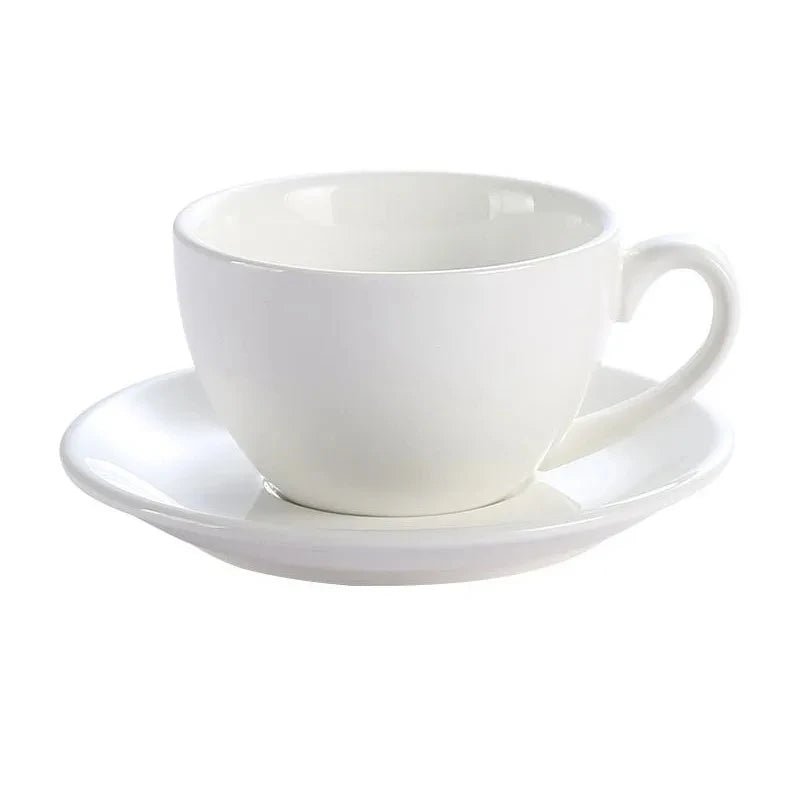 Europäisches Keramik - Set: Moderne Tassen & Untertassen für Espresso, Latte & Mokka - ApolettaApoletta