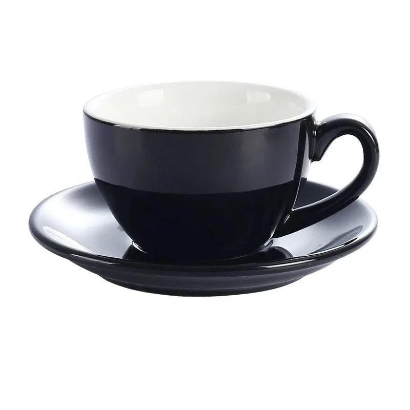 Europäisches Keramik - Set: Moderne Tassen & Untertassen für Espresso, Latte & Mokka - ApolettaApoletta