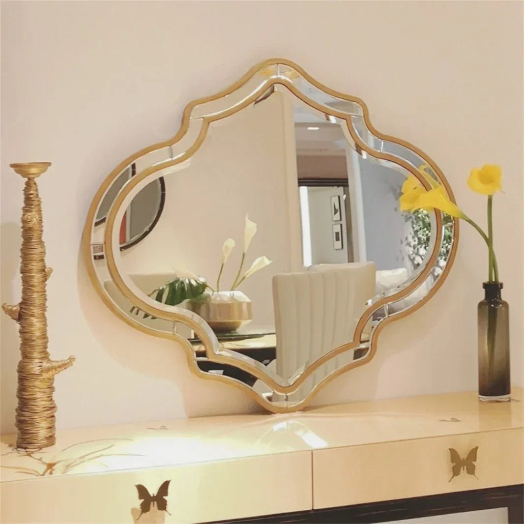 Großer Goldener Wandspiegel: Glasrahmen & Goldrand für Wohnzimmer & Flur - ApolettaApoletta