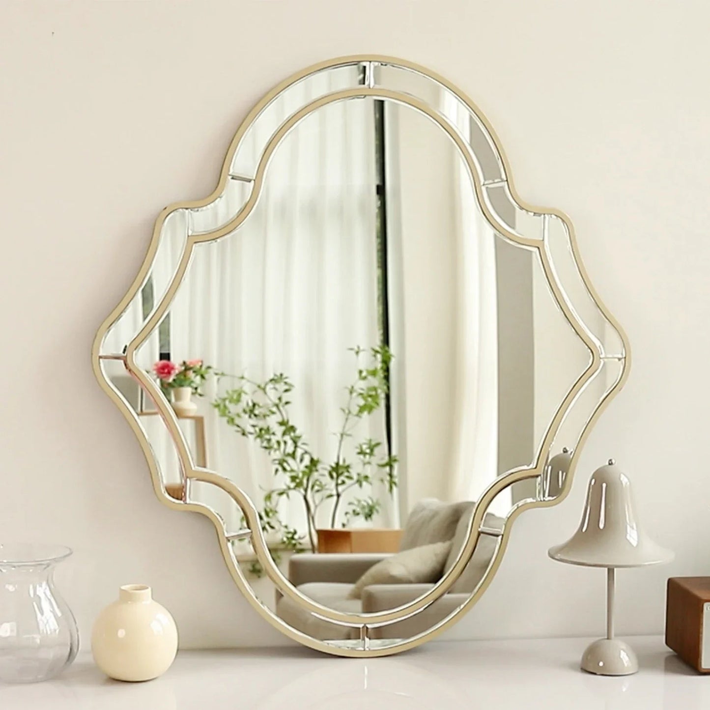 Großer Goldener Wandspiegel: Glasrahmen & Goldrand für Wohnzimmer & Flur - ApolettaApoletta