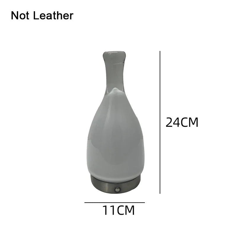 Nordische LED - Tischlampe: Kreative Glasflasche mit Leder & USB - Ladefunktion für Bar und Outdoor - ApolettaApoletta