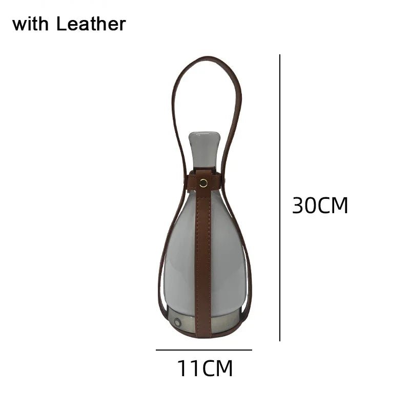Nordische LED - Tischlampe: Kreative Glasflasche mit Leder & USB - Ladefunktion für Bar und Outdoor - ApolettaApoletta