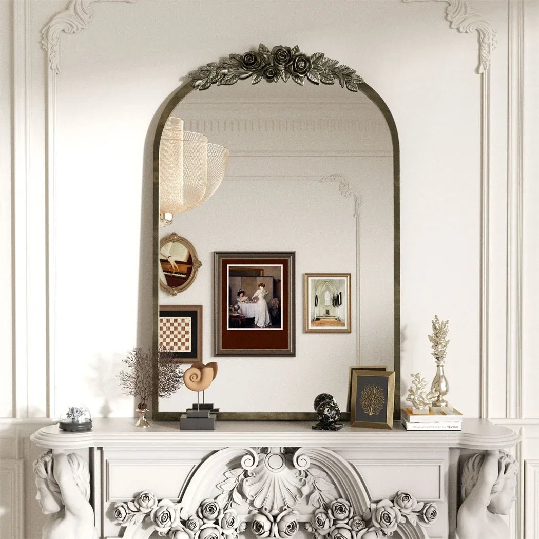 Barock - Wandspiegel: Bogen - Form mit Vintage - Metallrahmen & Rosen für Eingang & Kamin - ApolettaApoletta