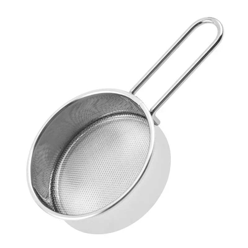 Feinmaschiges Mehlsieb aus Edelstahl - ApolettaApoletta