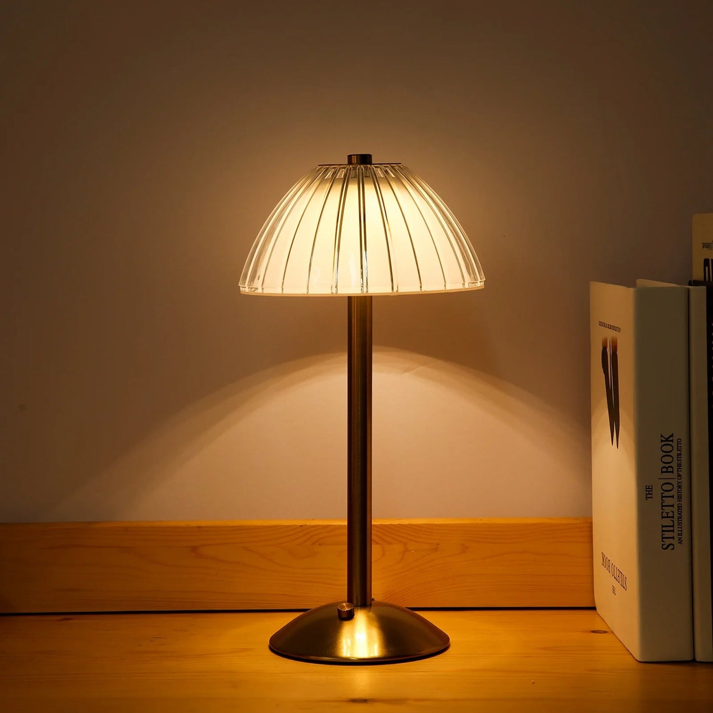 Vintage LED - Tischlampe: Einstellbare Helligkeit & Touch - Steuerung für Bar, Restaurant & Café - ApolettaApoletta