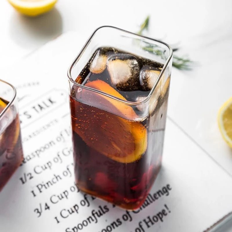 Quadratische Glasschale: Große Kapazität für Kaltgetränke, Milch, Saft, Bier & Kaffee - ApolettaApoletta
