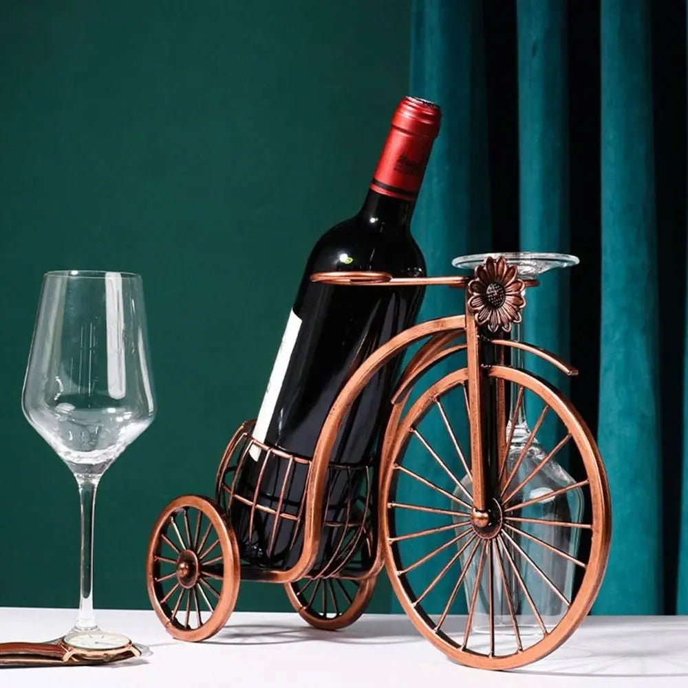 Kreatives Weinregal aus Metall: Vintage - Design für Flaschen und Gläser - ApolettaApoletta