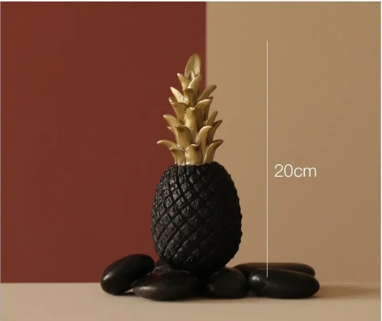 Goldene Ananas - Skulptur: Kreative Nordic - Deko für Wohnzimmer & Schlafzimmer - ApolettaApoletta