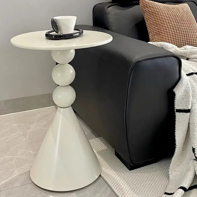 Runde Couchtische im nordischen Design - ApolettaApoletta