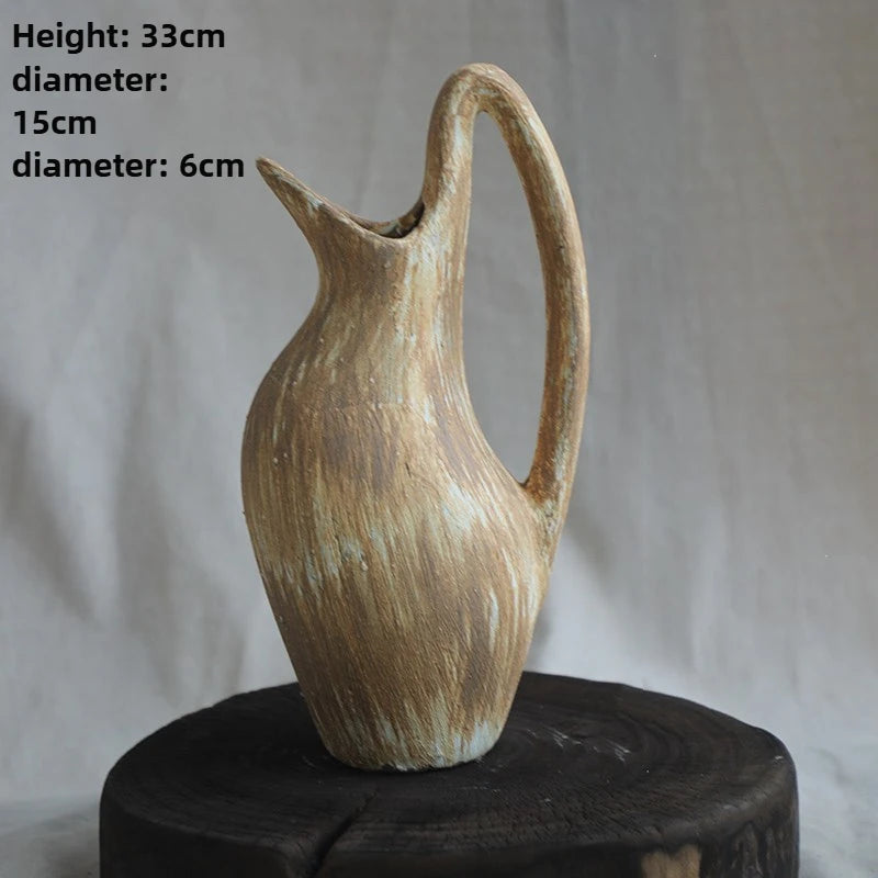 Skandinavische Terra Cotta Wabi-Sabi Vase – Minimalistisches Herzstück