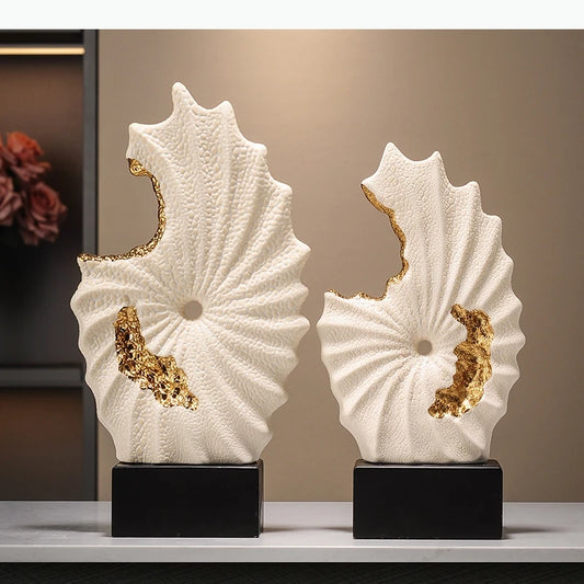 Vergoldete Abstrakte Keramiklandschaft – Ästhetisches Dekor