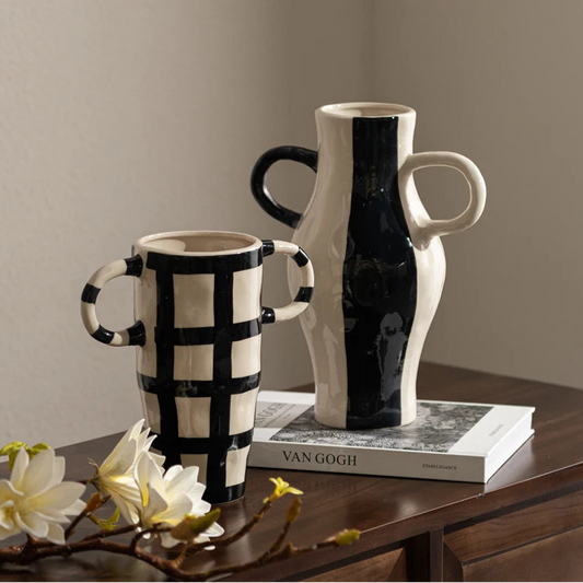 Abstrakte Keramikvase mit Schwarz-Weißem Muster