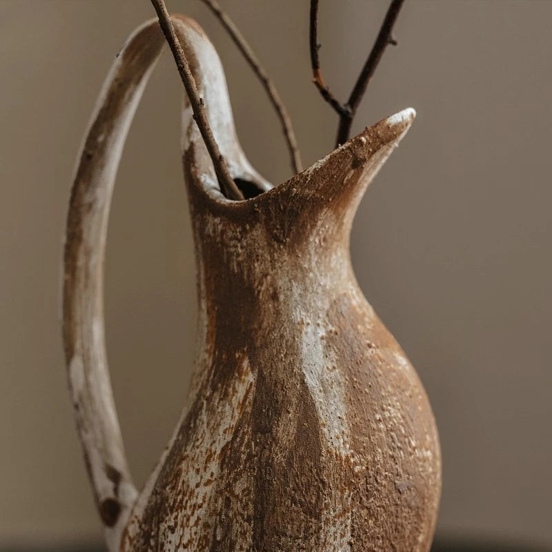 Skandinavische Terra Cotta Wabi-Sabi Vase – Minimalistisches Herzstück