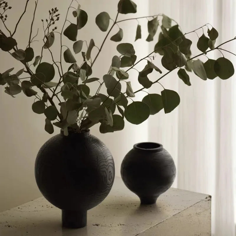 Handgefertigte Wabi-Sabi Holzvase aus Karbonisiertem Holz - Apoletta