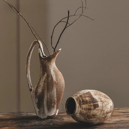 Skandinavische Terra Cotta Wabi-Sabi Vase – Minimalistisches Herzstück