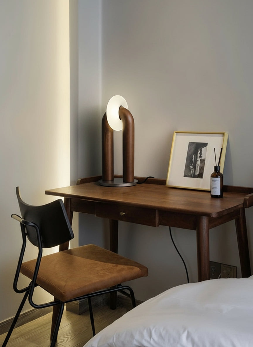 Künstlerische Retro Holz LED Tischlampe - Apoletta