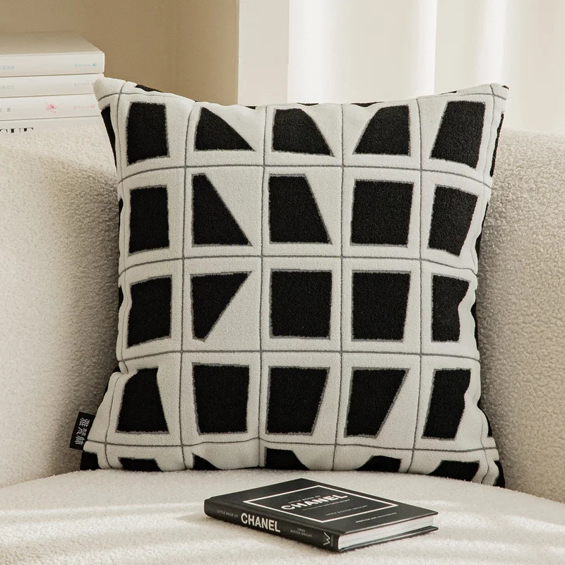 Schwarz-Weißer Luxus-Kissenbezug mit Geometrischem Jacquard-Muster - Apoletta