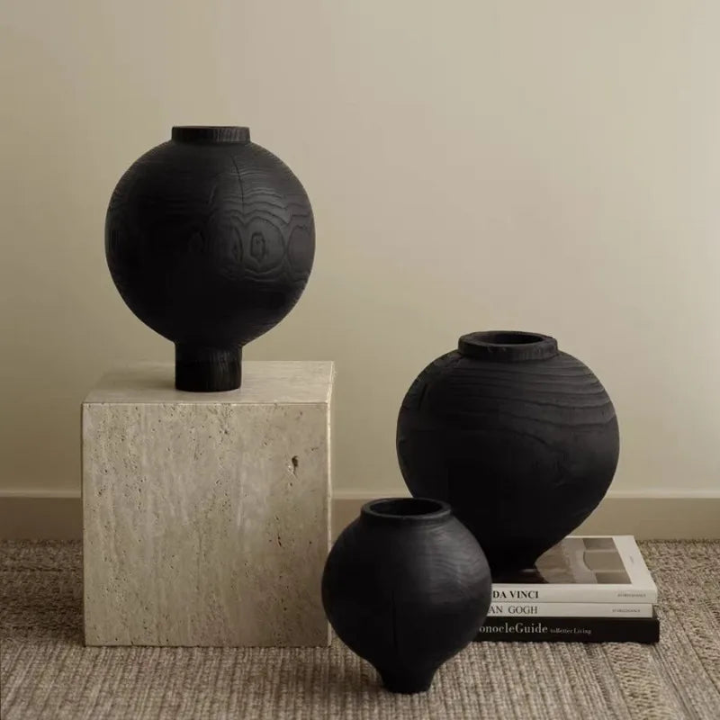 Handgefertigte Wabi-Sabi Holzvase aus Karbonisiertem Holz - Apoletta