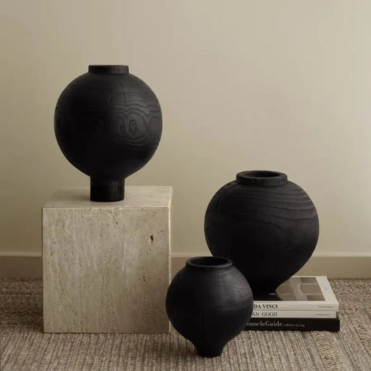 Handgefertigte Wabi-Sabi Holzvase aus Karbonisiertem Holz - Apoletta