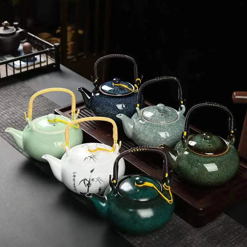 Vintage-Teekanne im chinesischen Stil (650ml) mit Hebebügel - Apoletta