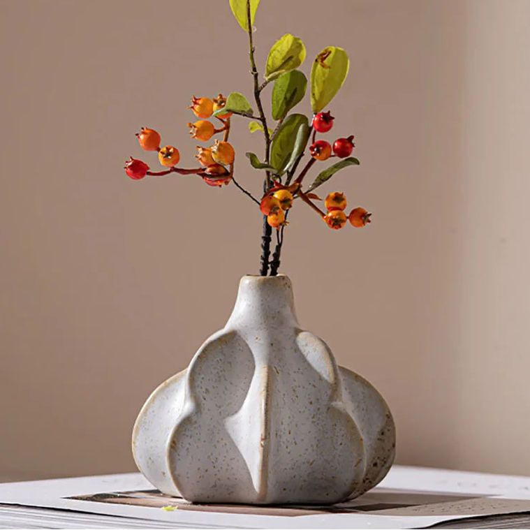 Moderne Keramikvase mit Stachel-Textur - Apoletta