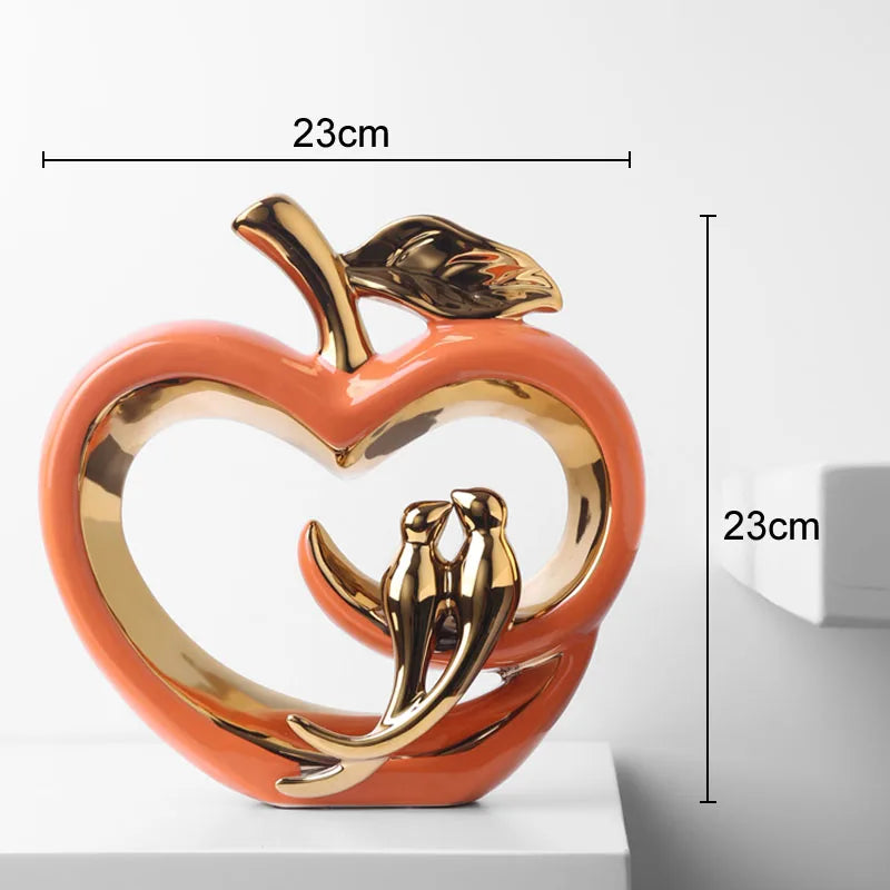 Moderne Goldene Herzskulptur (Hohl) – Liebe Kunstwerk - Apoletta