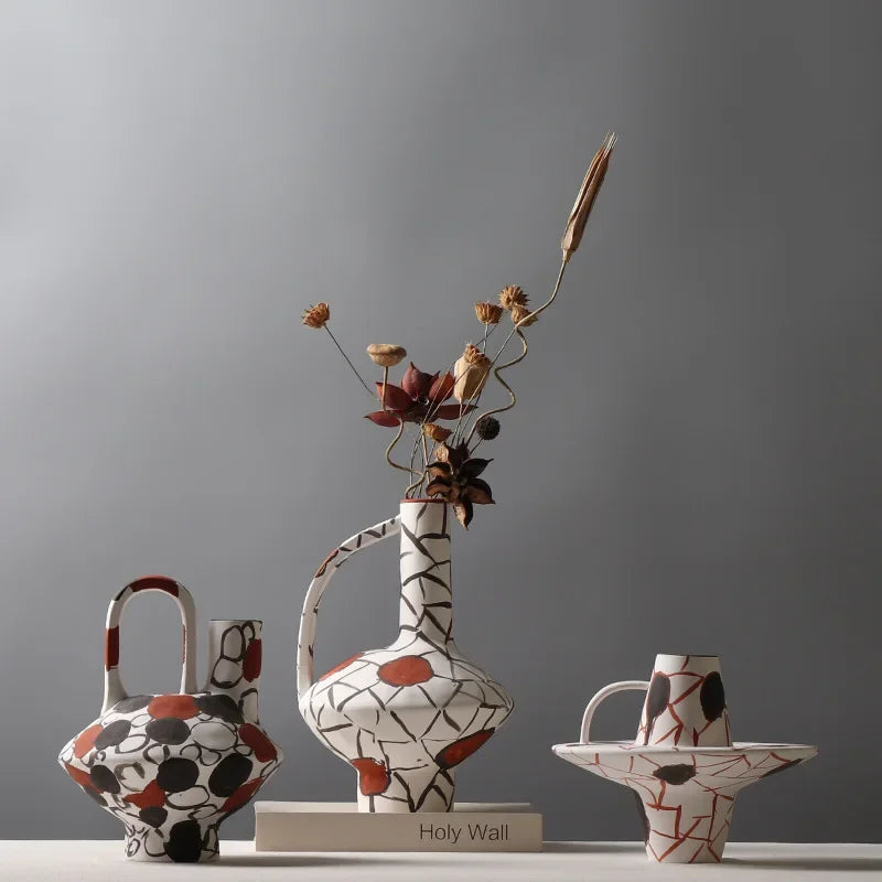 Handbemalte Keramikvase – Kreatives Ornament für Wohnzimmer & Flur