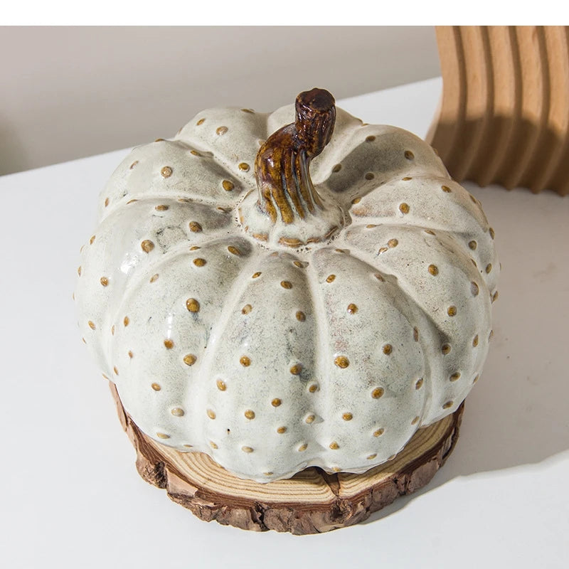 Kreative Keramik Kürbis-Statue – Modernes Kunstwerk